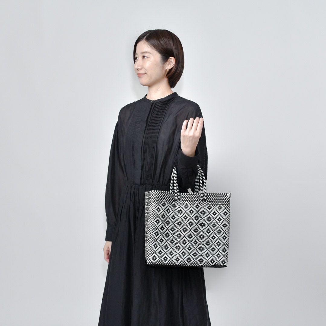 MERCADO BAG - ROMBO - Black / White (S) | Letra｜レトラ公式通販