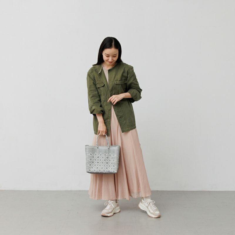 【レトラ】美品MERCADO BAG - ROMBO／シルバー MERCADO BAG - ROMBO - Silver / White (XS) | Letra｜レトラ公式通販