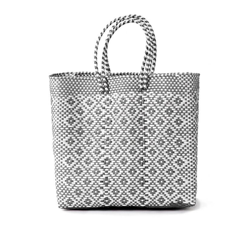 000000000099-01.jpg?size=m&w=