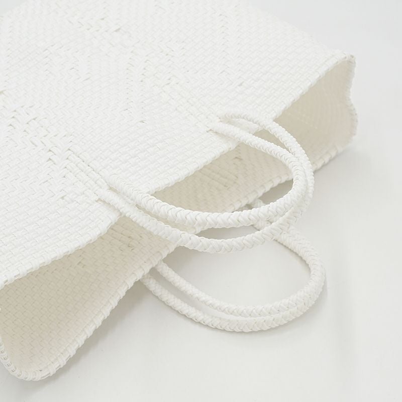 MERCADO BAG - CANGREJO - SHORT STYLE - White (SHORT S) | Letra