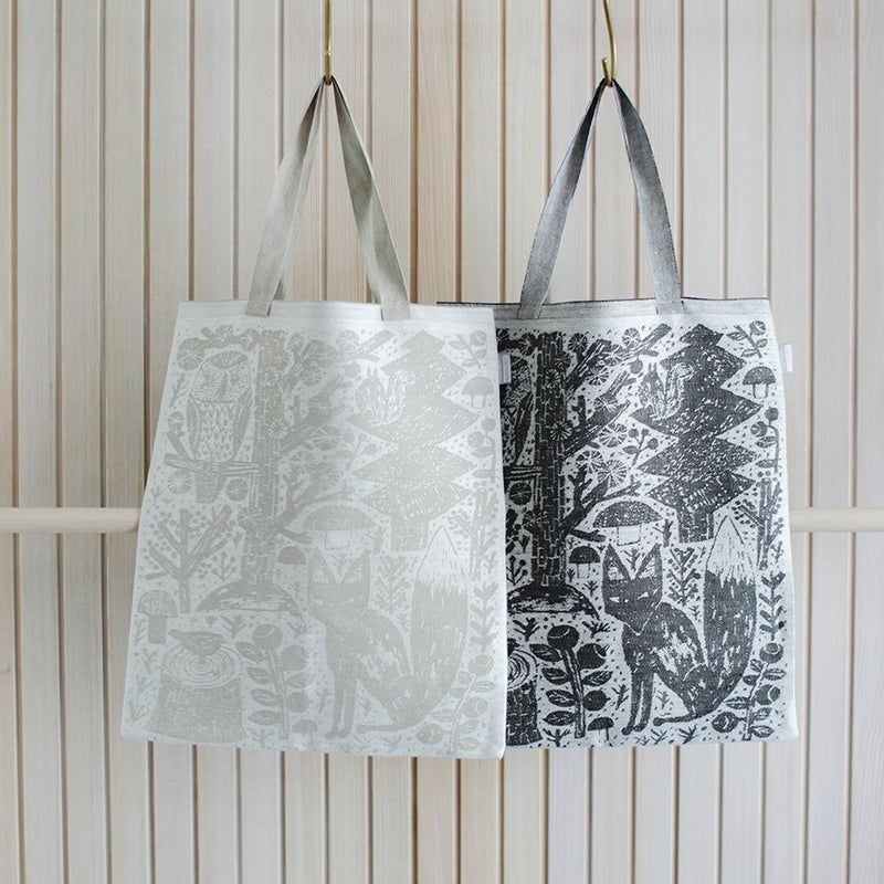 Black/Whiteもございます。