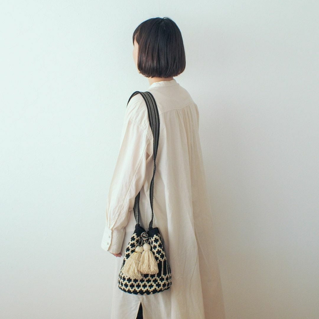 Wayuuバッグ　グリーン Large Wayuu Bag - Unique Triangle Pattern in Green Tones | Akuaipa
