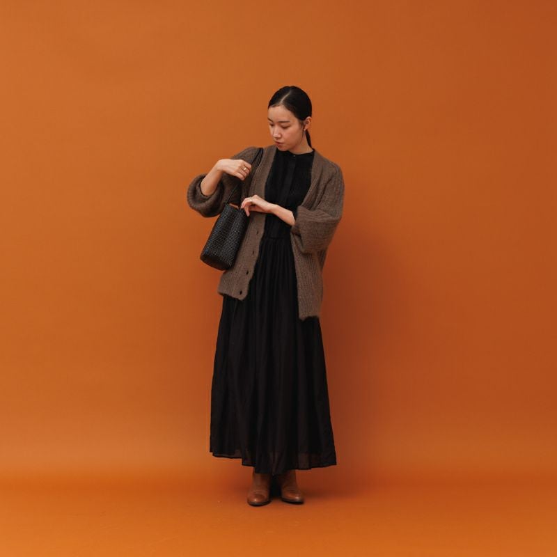 MERCADO BUCKET SLIM STYLE - PLAIN / Black - (LONG HANDLE) | Letra