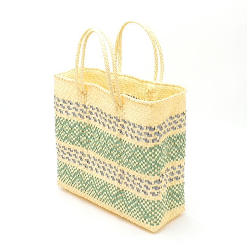 柄のバランスに個体差がございます。※お選びいただけません。