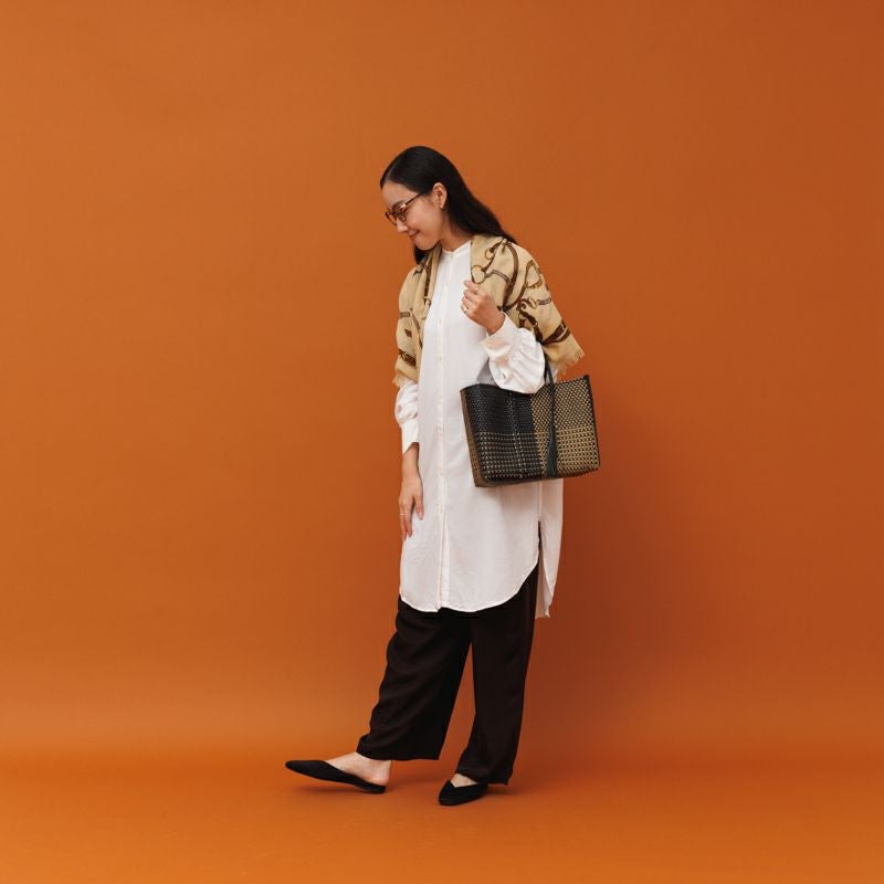 MERCADO BAG - ARENA - Black / Gold (XS) | Letra｜レトラ公式通販