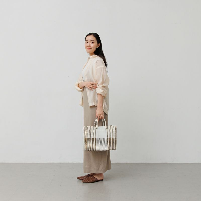 MERCADO BAG - DICE - White / Gold (SHORT S) | Letra｜レトラ公式通販