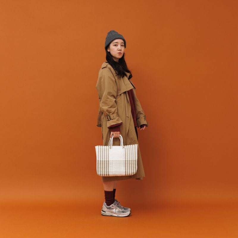 MERCADO BAG - DICE - White / Gold (SHORT S) | Letra｜レトラ公式通販
