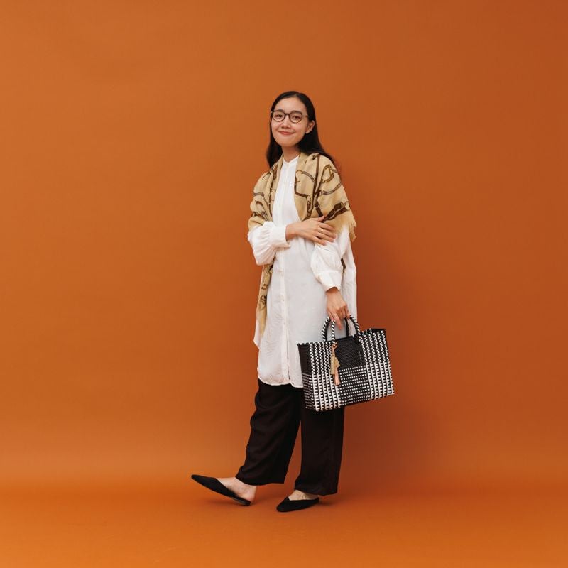 MERCADO BAG - DICE - Black / White (SHORT S) | Letra｜レトラ公式通販
