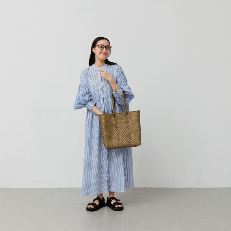 MERCADO BAG - TAPETE SOLID - LONG HANDLE - Gold (M) | Letra