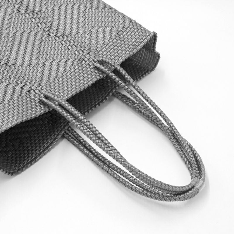 MERCADO BAG - TAPETE SOLID - LONG HANDLE - Silver (M) | Letra
