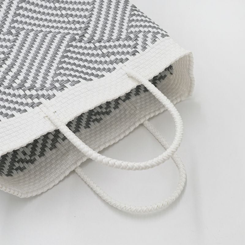 MERCADO BAG - TAPETE - White / Silver (XS) | Letra｜レトラ公式通販