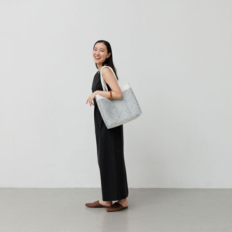 ※着用写真は実際のデザインと異なる場合がございます。