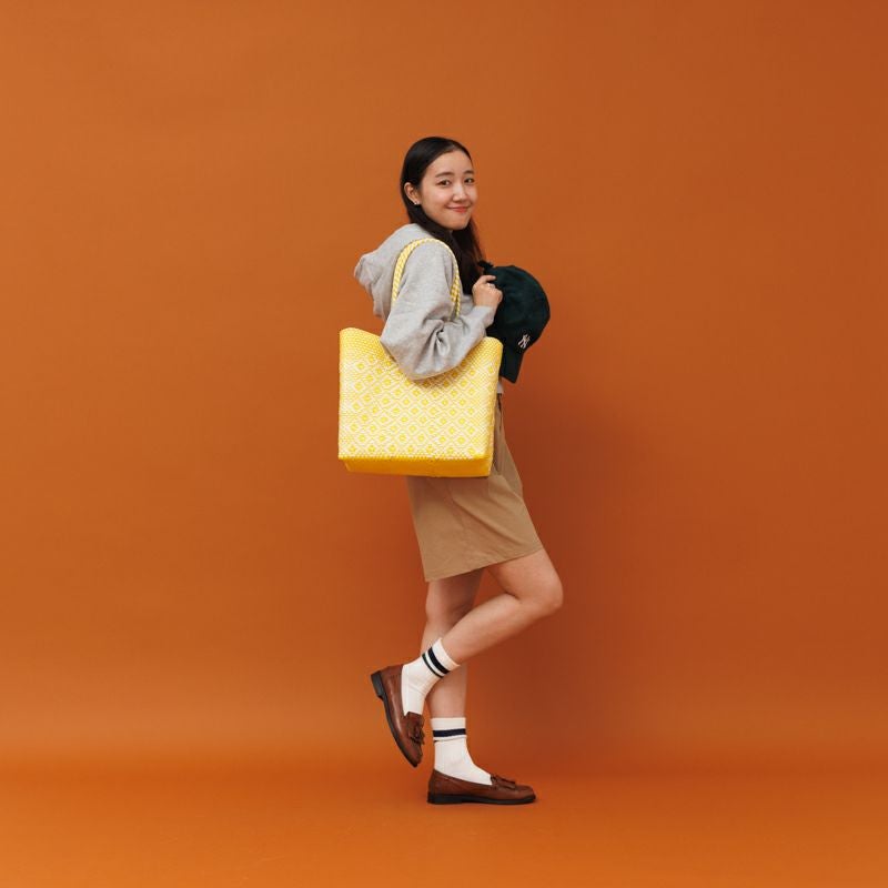 MERCADO BAG - ROMBO - LONG HANDLE - Yellow / White (M) | Letra