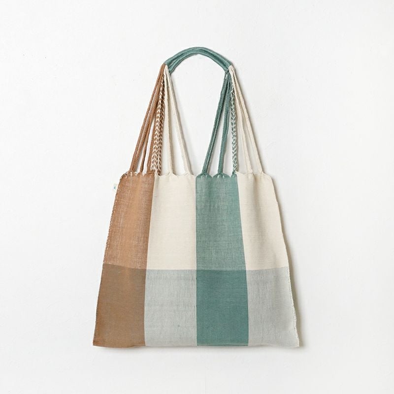 裏面※柄が左右反転している場合もございます