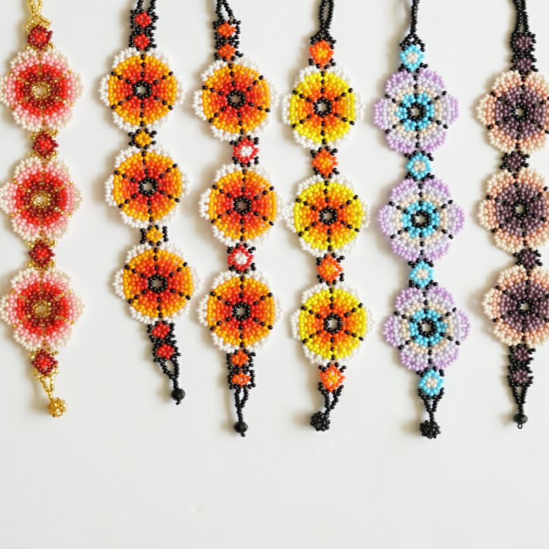 【ご確認ください】留め具の形状に個体差がございます