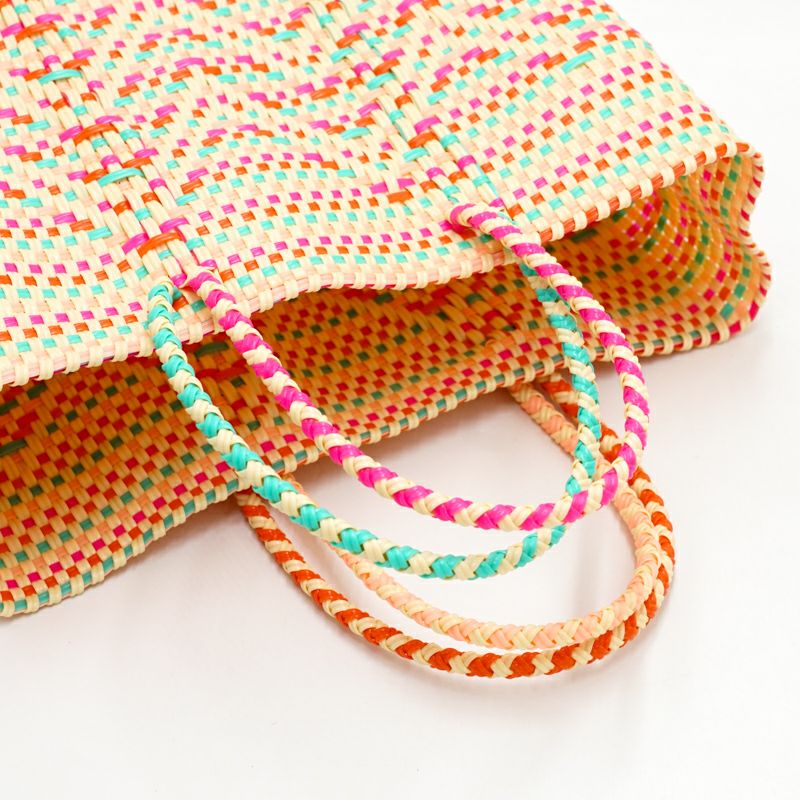 アソートは通常のサイズと異なる場合がございます。