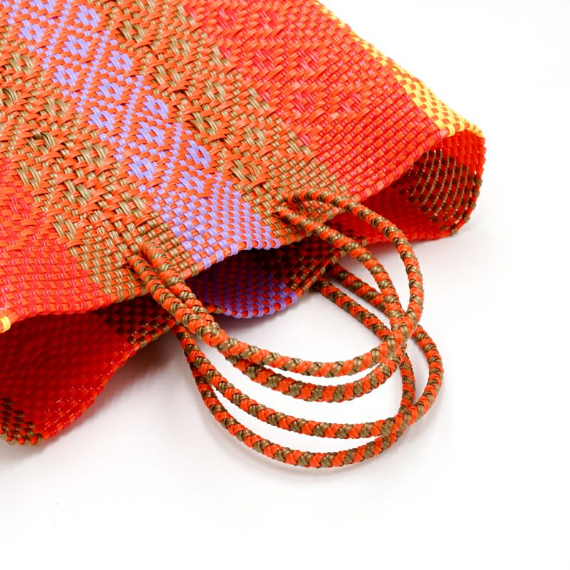 アソートは通常のサイズと異なる場合がございます。