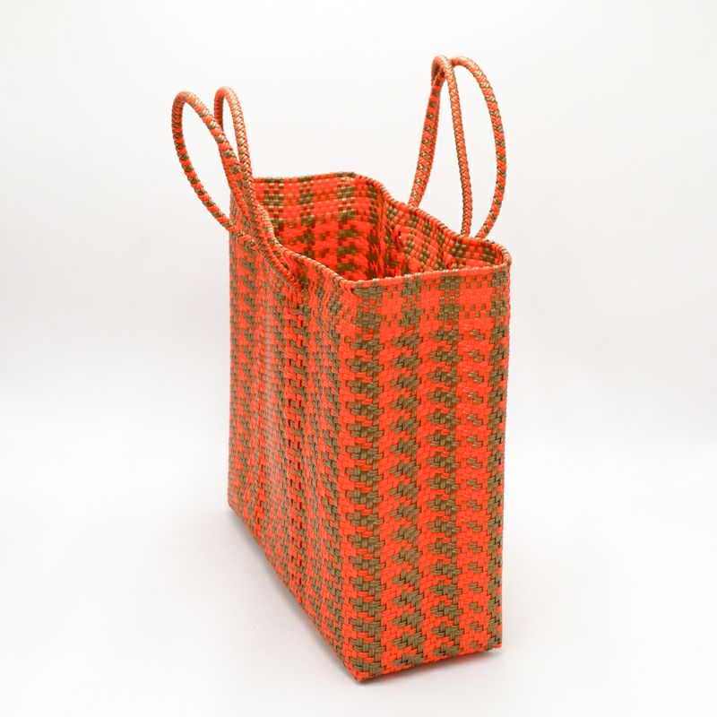 アソートは通常のサイズと異なる場合がございます。