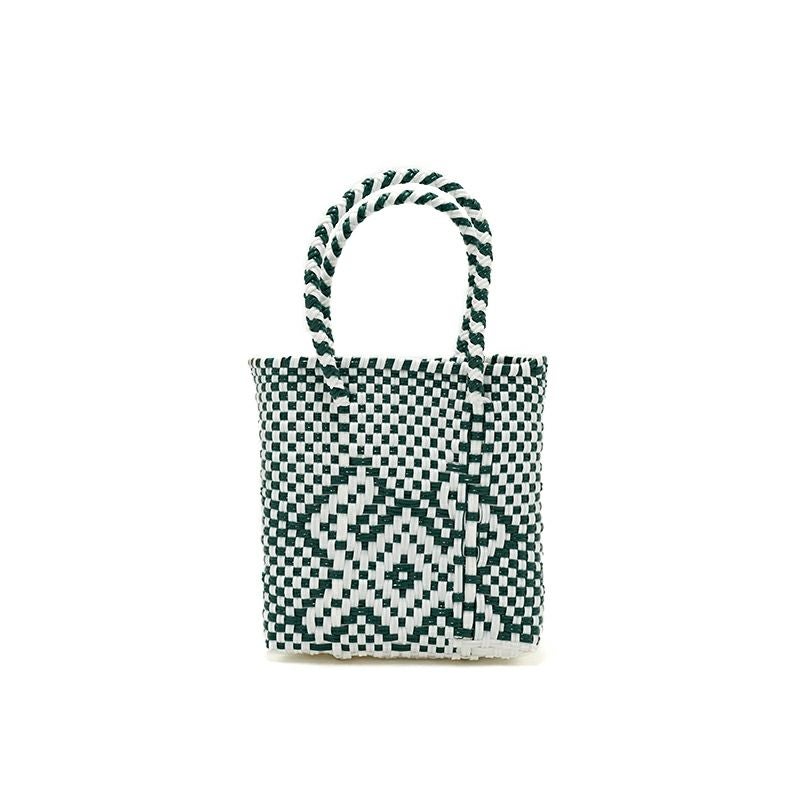 アソートは通常のサイズと異なる場合がございます。