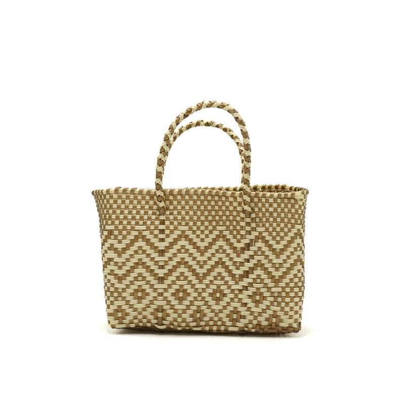 アソートは通常のサイズと異なる場合がございます。