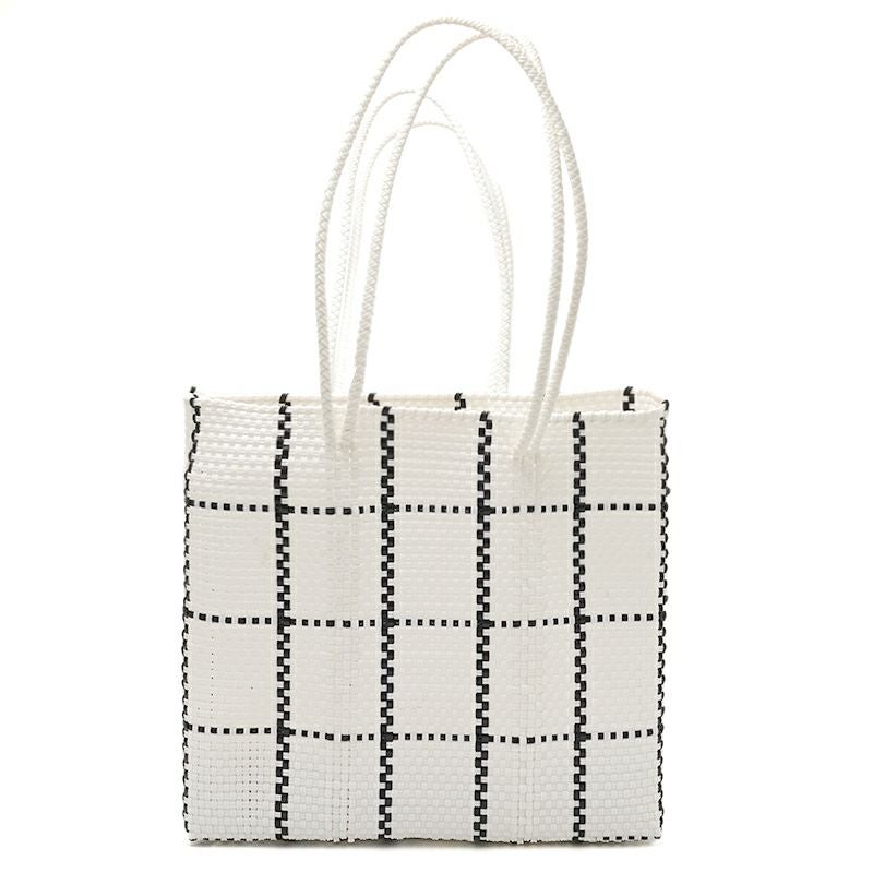 アソートは通常のサイズと異なる場合がございます。