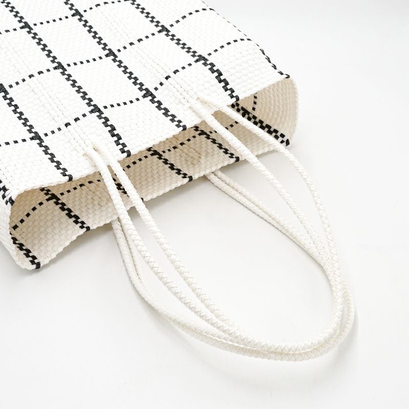 アソートは通常のサイズと異なる場合がございます。