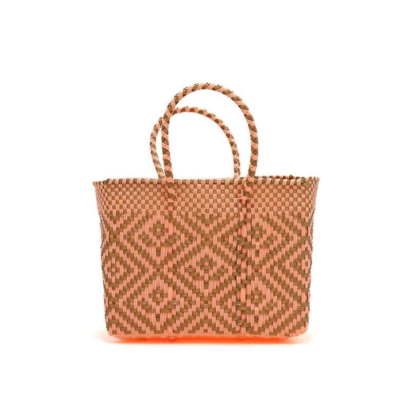 アソートは通常のサイズと異なる場合がございます。