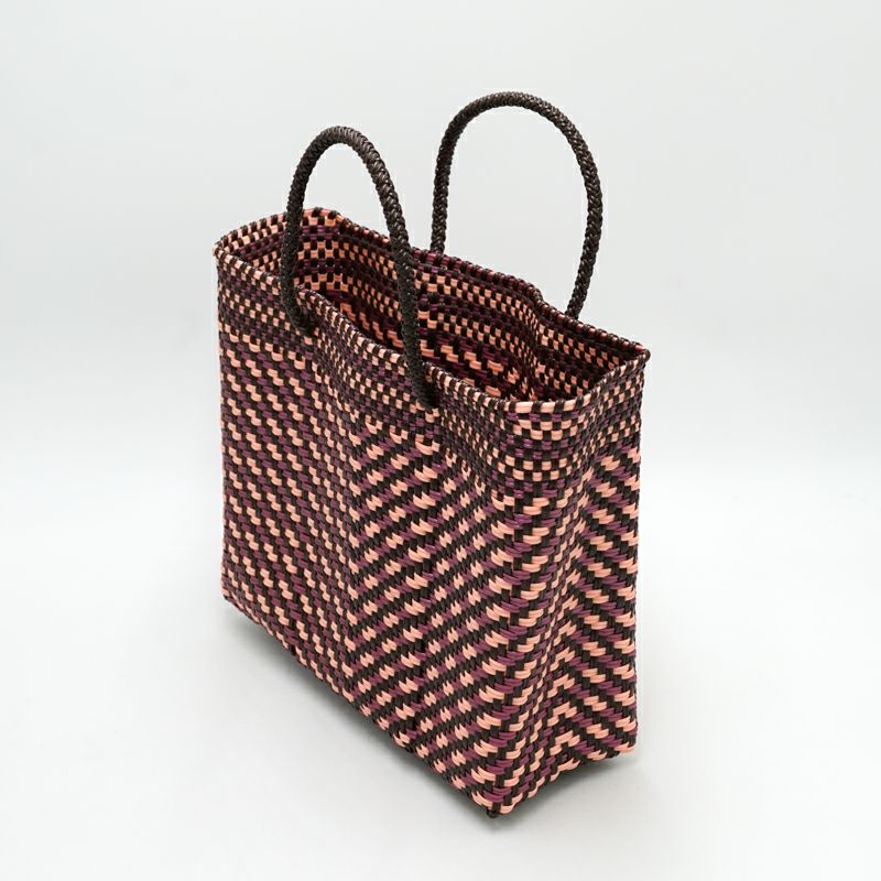 アソートは通常のサイズと異なる場合がございます。