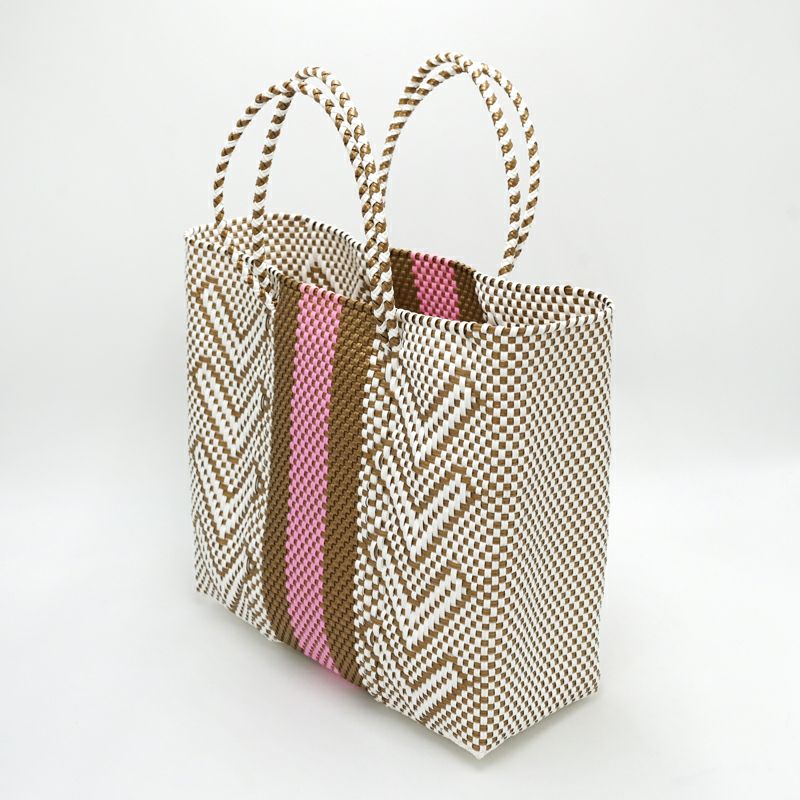 アソートは通常のサイズと異なる場合がございます。