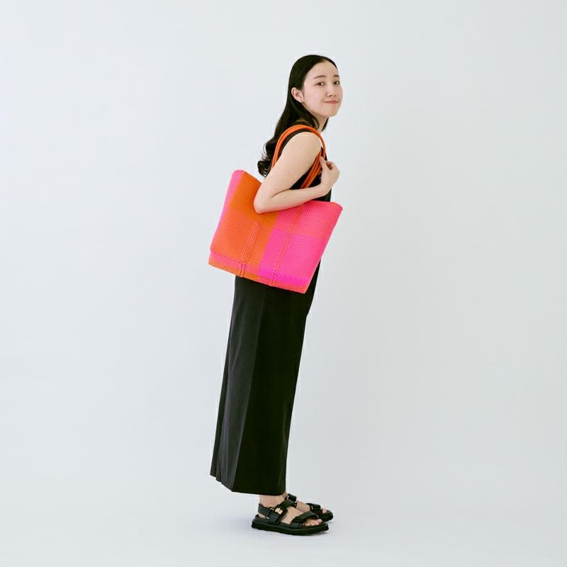MERCADO BAG - ARENA - LONG HANDLE - Oragnge / Pink (M) | Letra