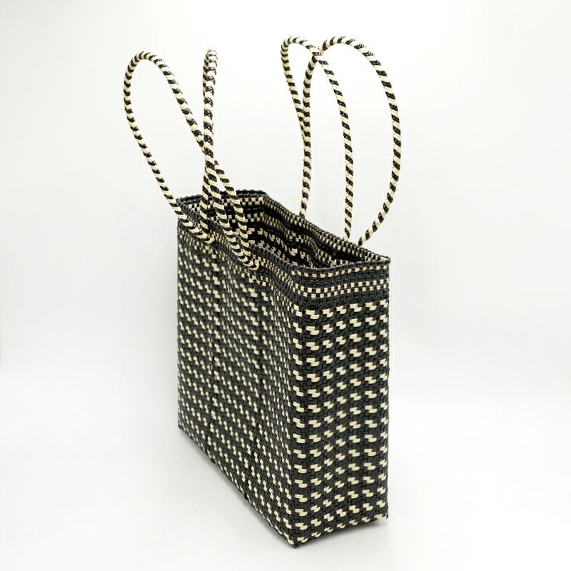 柄のバランスに個体差がございます。※お選びいただけません。