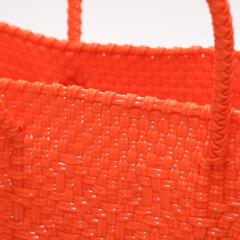 【ご確認ください】コードのフチが暗いものもございます。