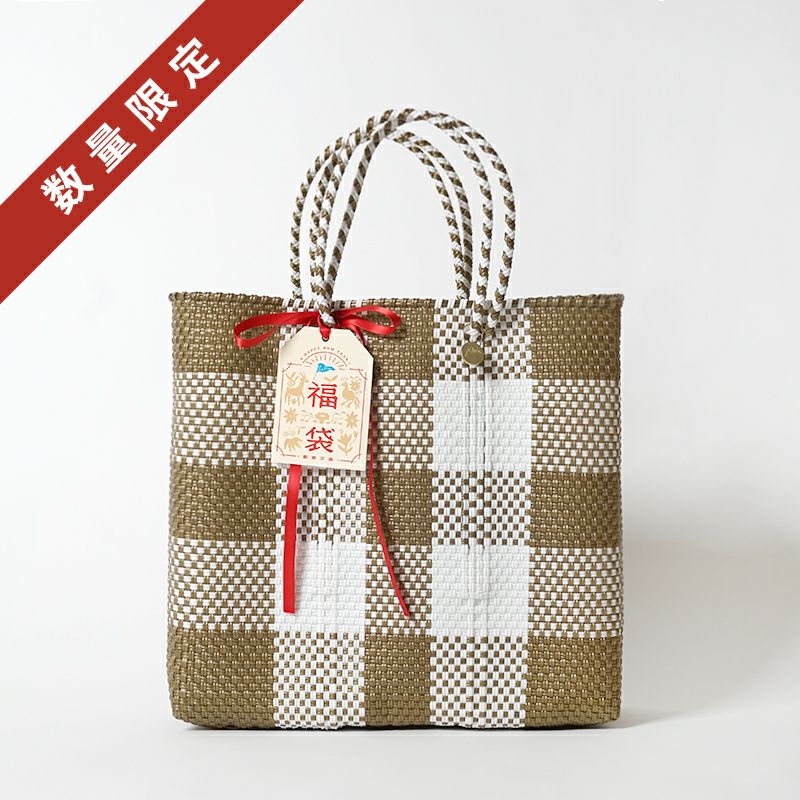 こちらは- E - (Mサイズ)のページです。