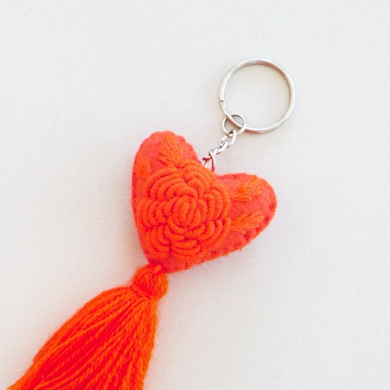 刺繍アップ
