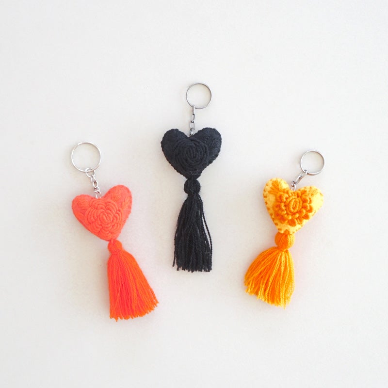 HEART CHARM 2026 - Orange ASSORT - A - (key ring type) | Letra