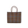 B：アッシュが強めのブラウン