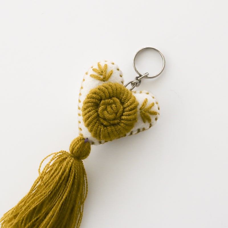 刺繍アップ