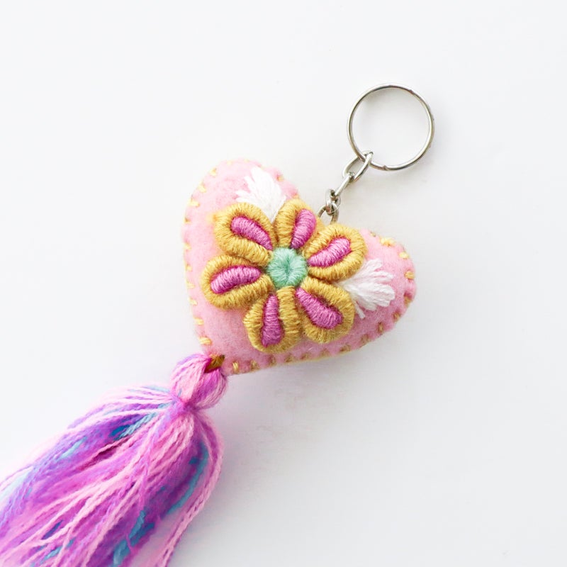 刺繍アップ