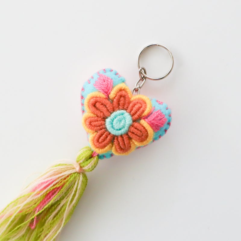 刺繍アップ