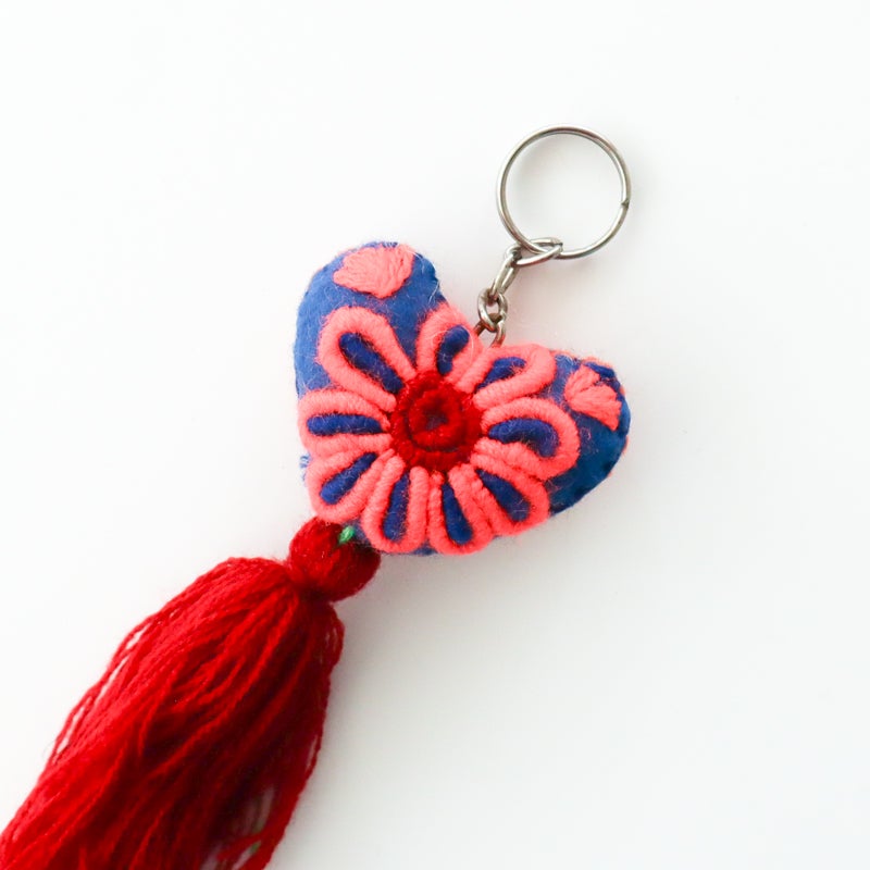 刺繍アップ