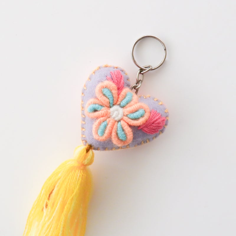 刺繍アップ