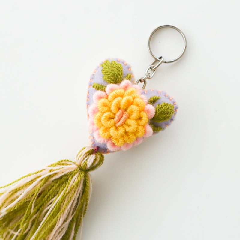 刺繍アップ