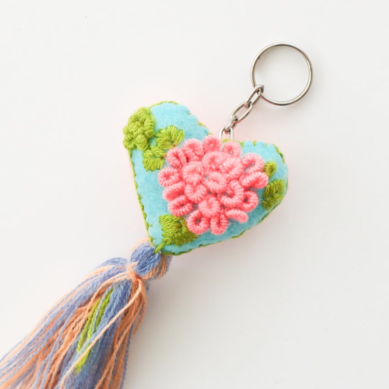 刺繍アップ
