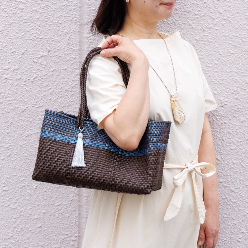 MERCADO BAG - Letra × hal ORIGINAL CHIWAWA - Dark Brown/Metallic