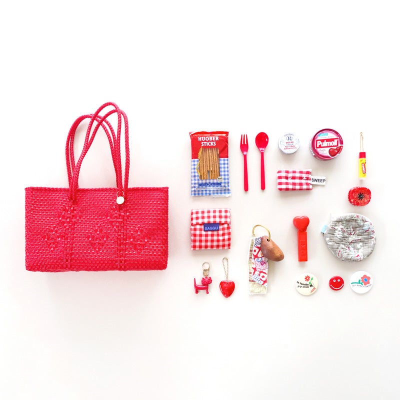 新品未使用・ レトラ メルカドバッグ ボンボンチャーム付き 赤系 MERCADO BAG - CHIWAWA STYLE - RAMO -Red | Letra｜レトラ公式通販