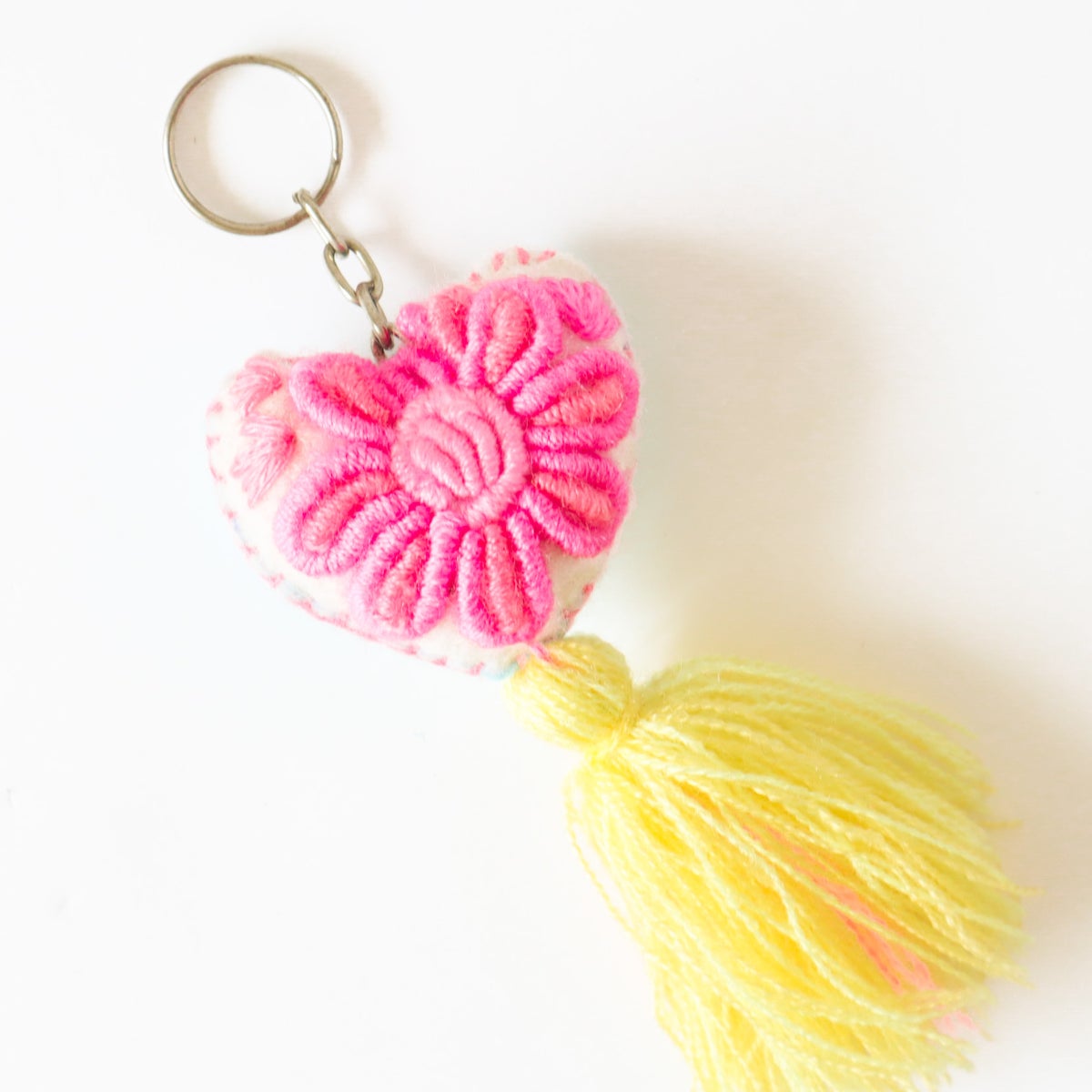 刺繍アップ