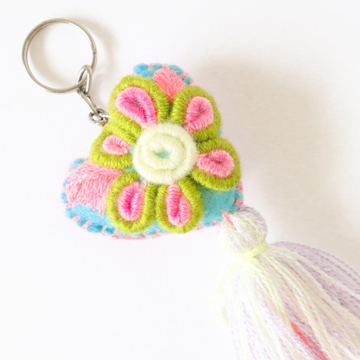 刺繍アップ