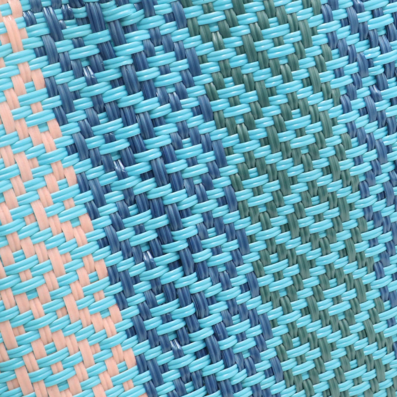 MERCADO BAG - PLAYFUL COLOR ASSORT | 26 vol.03- 29 (S) | Letra