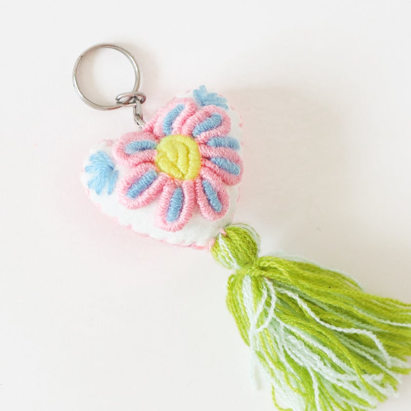 刺繍アップ