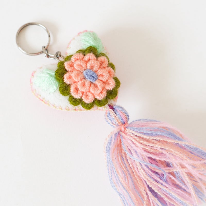 刺繍アップ